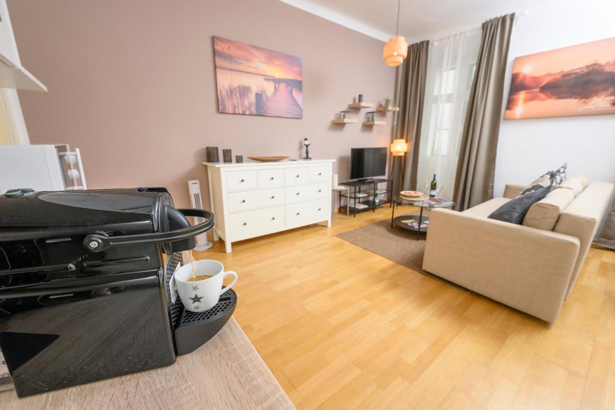 Central City Apartments Wenen Buitenkant foto